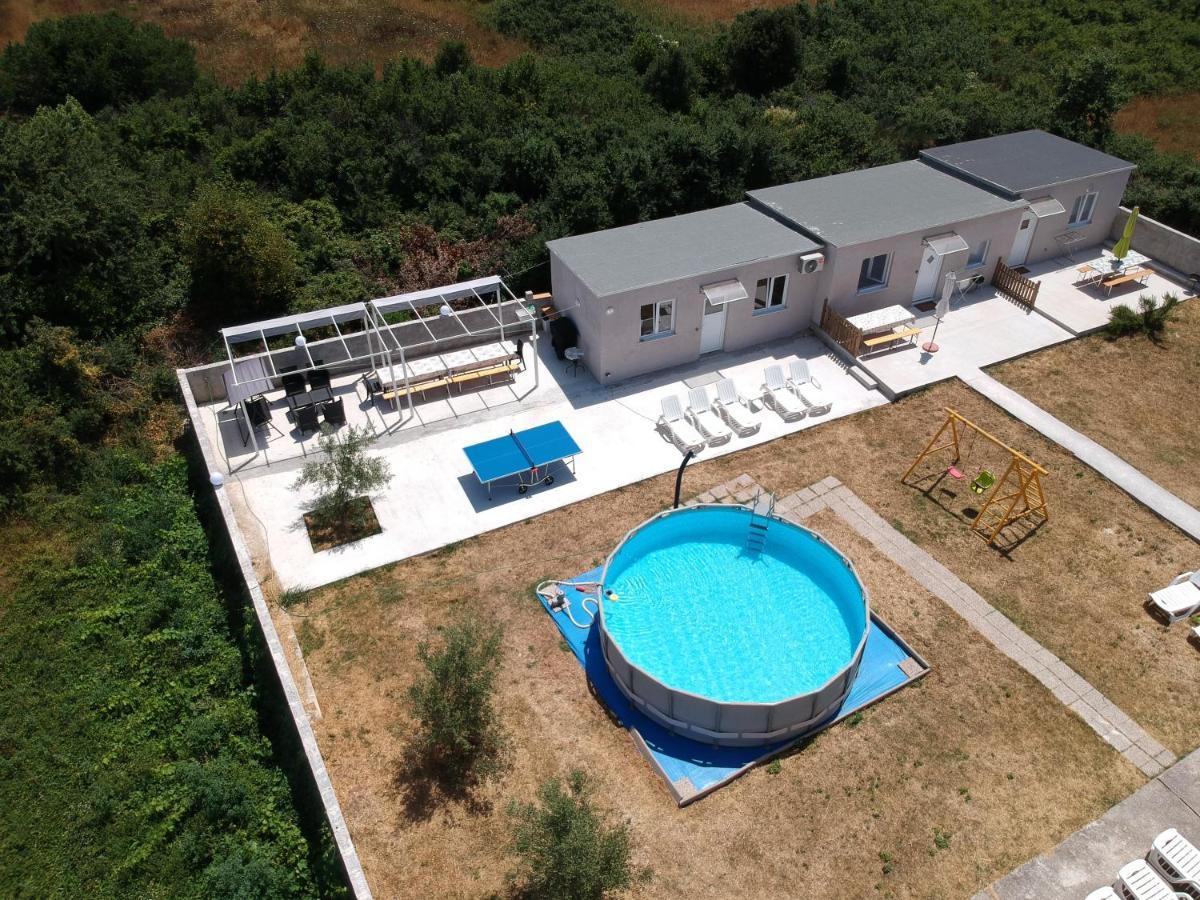 Studio apartman Palmira Liznjan Bagian luar foto