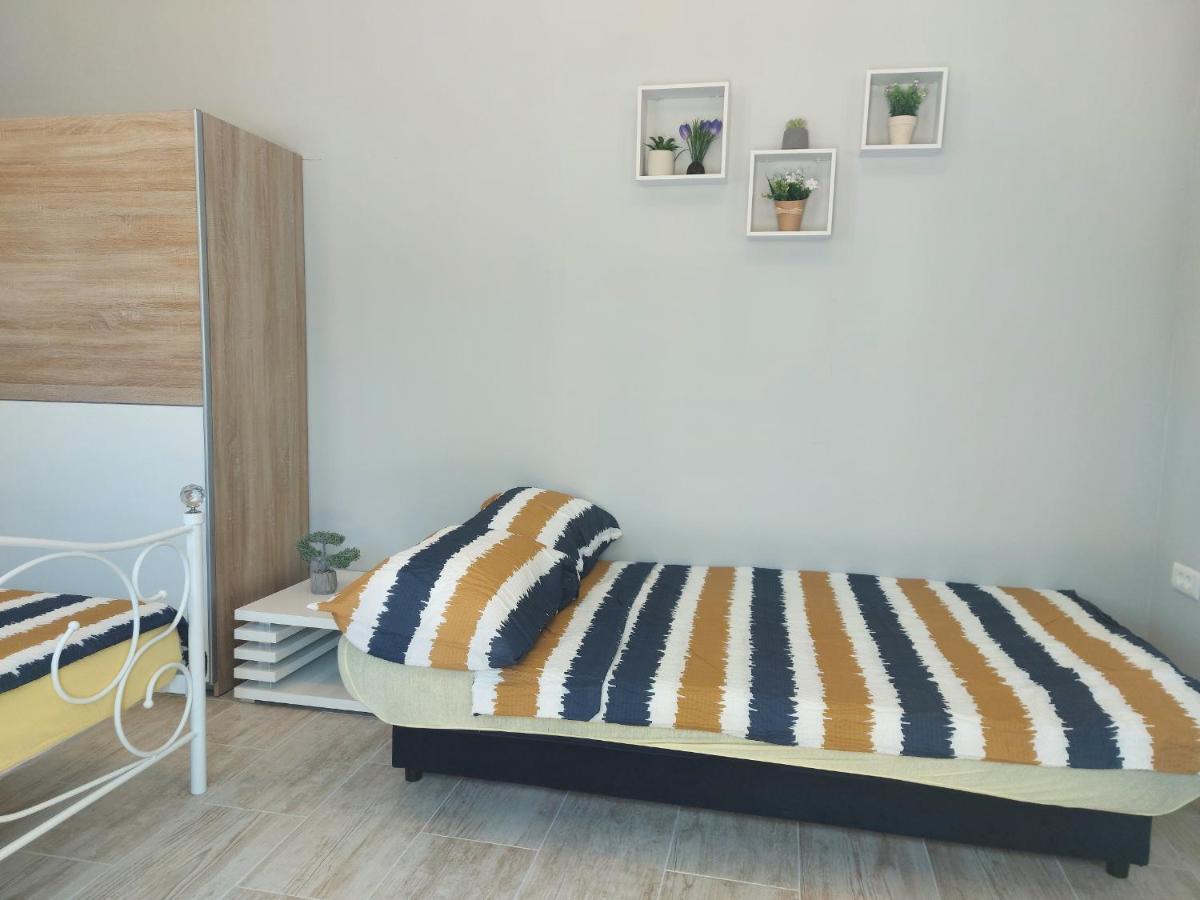 Studio apartman Palmira Liznjan Bagian luar foto